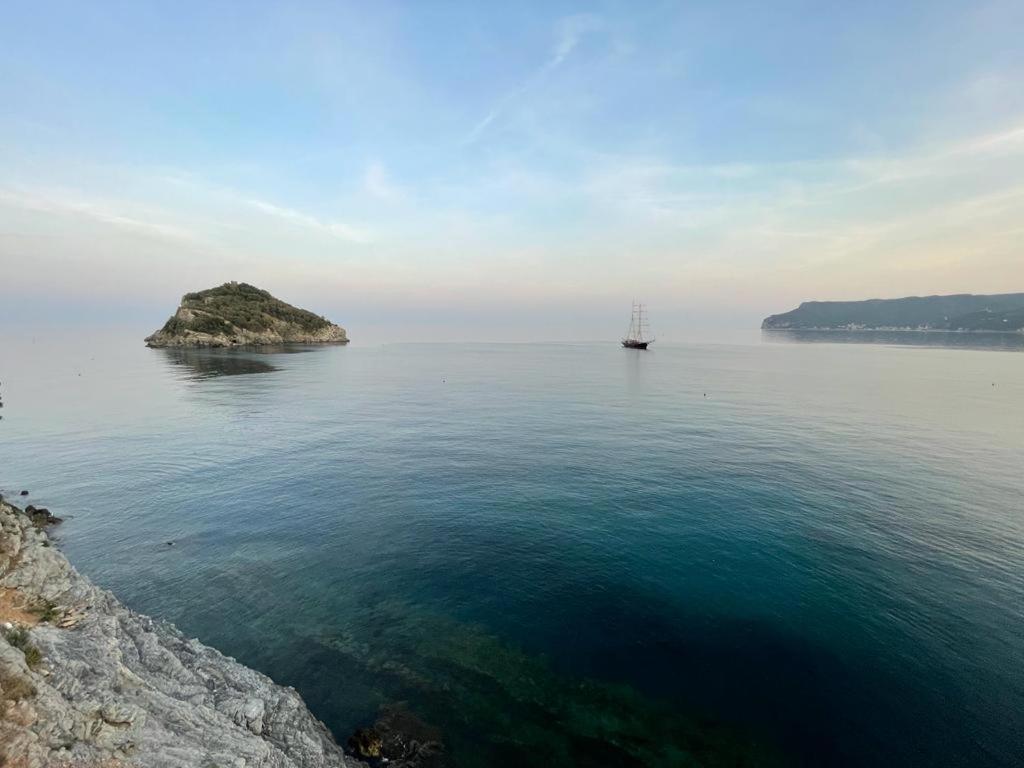 Una Finestra Sul Mare Home 2 베르게지 외부 사진